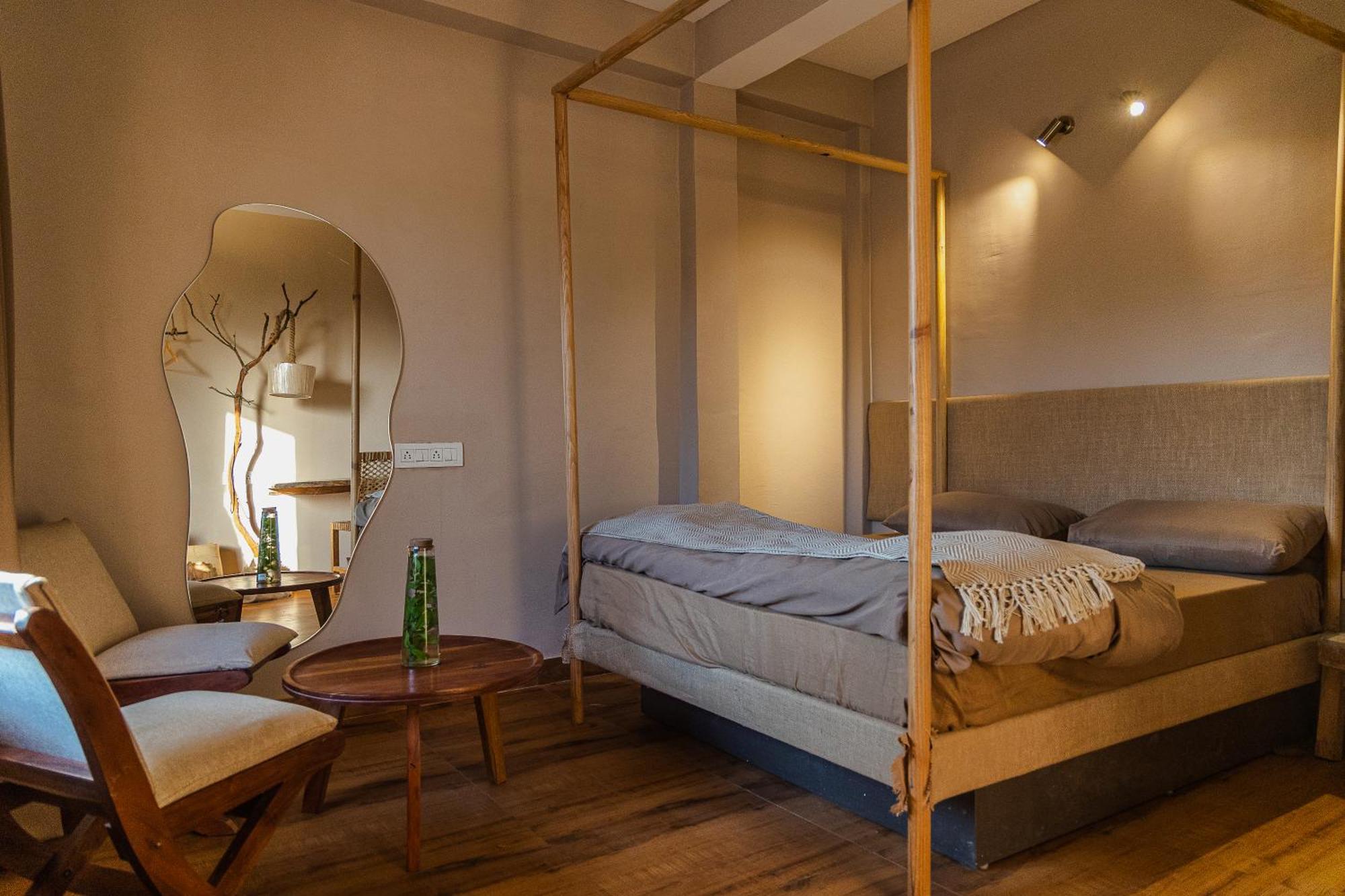 Exstasy Stays - Bathtub Rooms & Cafe - Your Romantic & Cozy Getaway - Thhpsociety - Mukteshwar Dış mekan fotoğraf