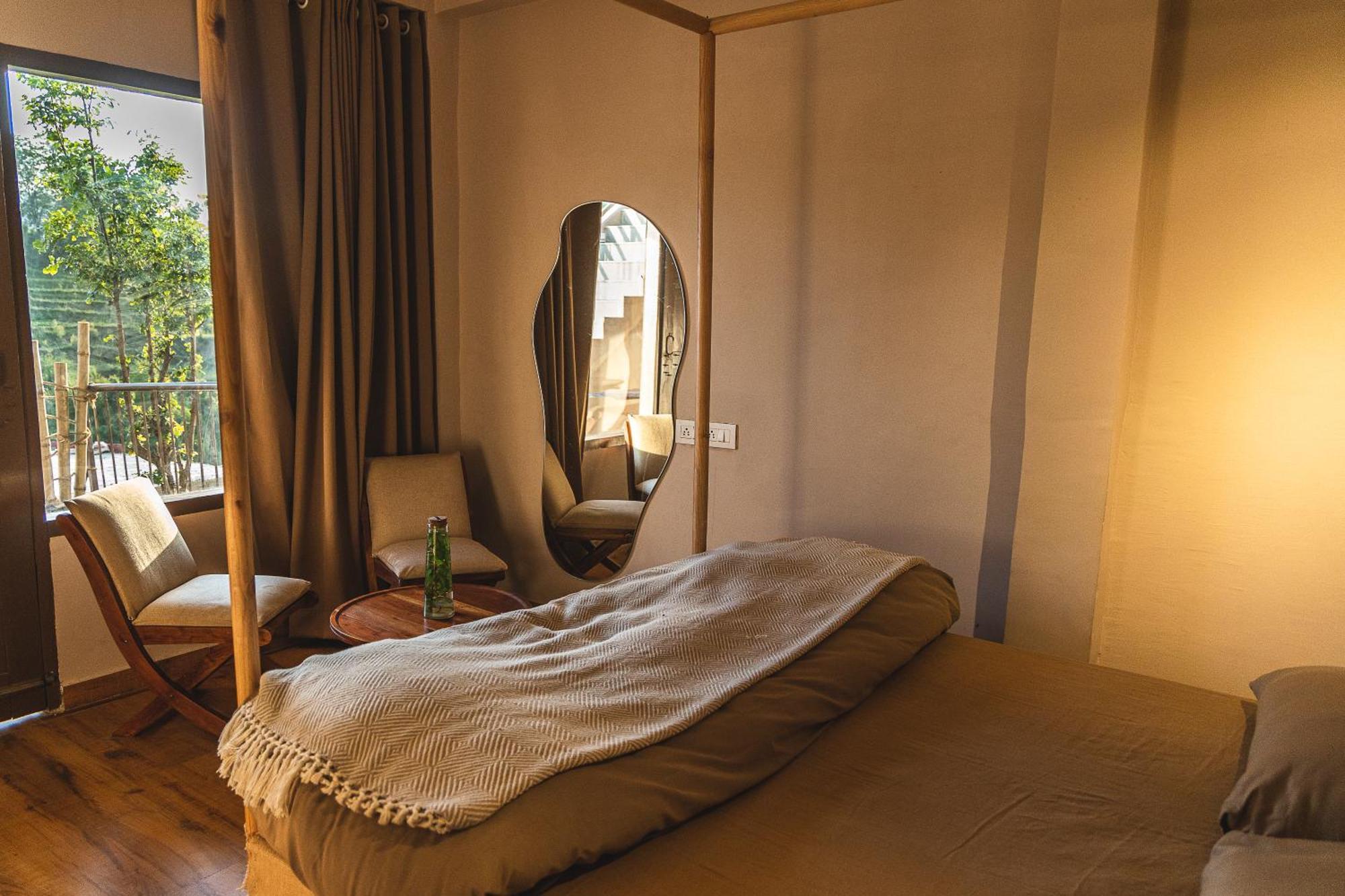 Exstasy Stays - Bathtub Rooms & Cafe - Your Romantic & Cozy Getaway - Thhpsociety - Mukteshwar Dış mekan fotoğraf