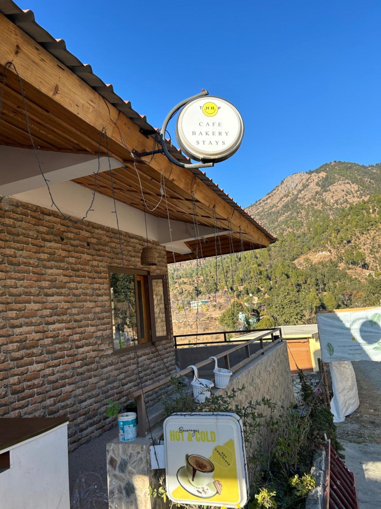 Exstasy Stays - Bathtub Rooms & Cafe - Your Romantic & Cozy Getaway - Thhpsociety - Mukteshwar Dış mekan fotoğraf