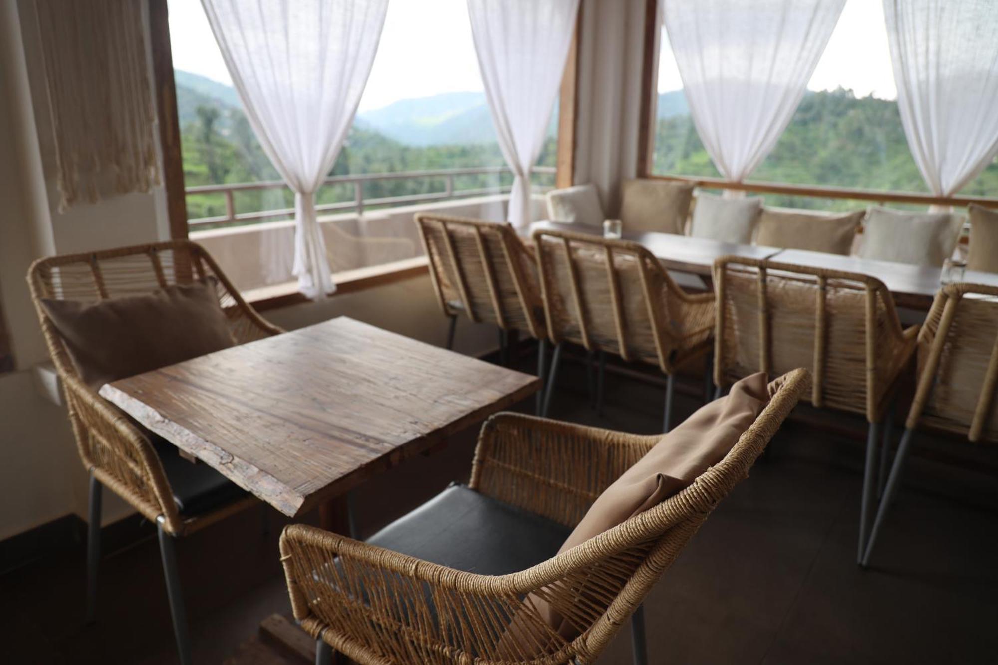 Exstasy Stays - Bathtub Rooms & Cafe - Your Romantic & Cozy Getaway - Thhpsociety - Mukteshwar Dış mekan fotoğraf